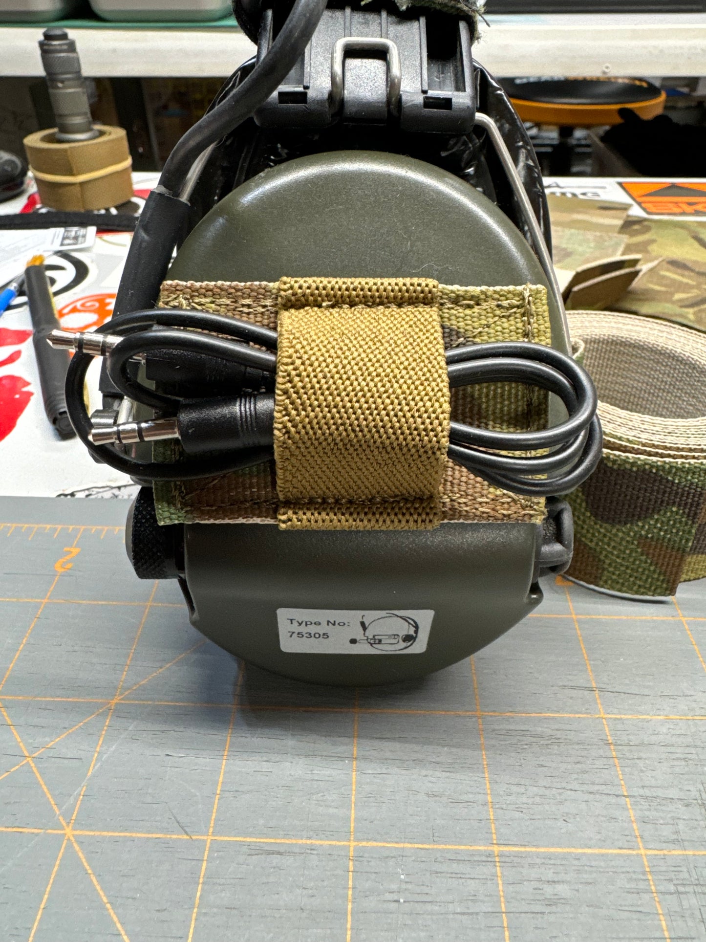 Comms Wire Retainer